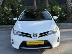 Galeriden Toyota Auris 1.4 D-4D Active Skypack 2013 Model Balıkesir