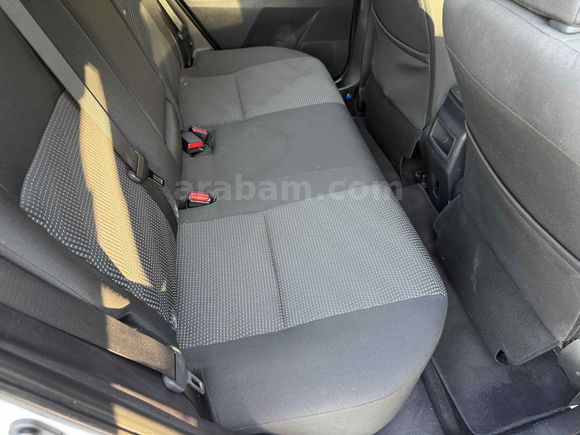 Galeriden Toyota Auris 1.4 D-4D Active Skypack 2013 Model Balıkesir