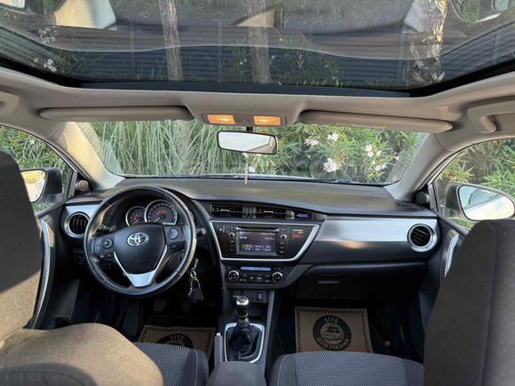 Galeriden Toyota Auris 1.4 D-4D Active Skypack 2013 Model Balıkesir