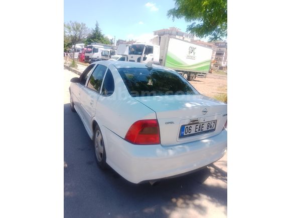 Sahibinden Opel Vectra 1.8 CD 2000 Model