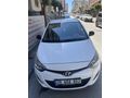Aradığım aracı buldum. Acil satılık tertemiz öğretmenden Hyundai i20  