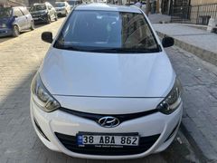 Tertemiz öğretmenden Hyundai i20  