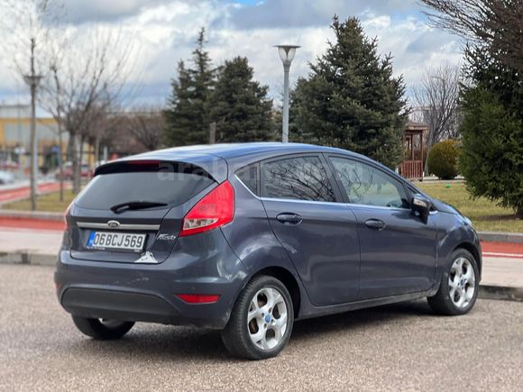 Sahibinden Ford Fiesta 1.4 Titanium 2011 Model