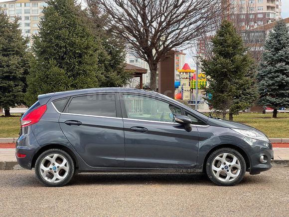 Sahibinden Ford Fiesta 1.4 Titanium 2011 Model