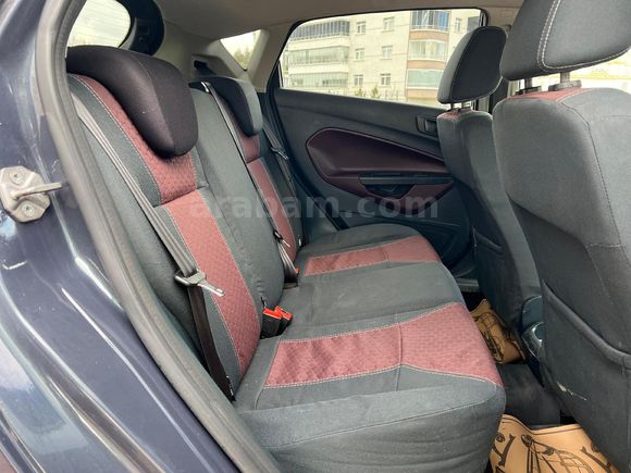 Sahibinden Ford Fiesta 1.4 Titanium 2011 Model
