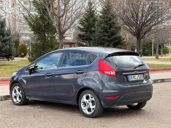 Sahibinden Ford Fiesta 1.4 Titanium 2011 Model