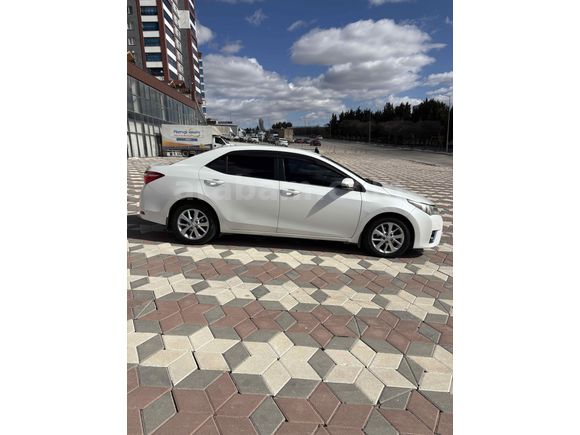 Sahibinden Toyota Corolla 1.4 D-4D Advance 2013 Model 