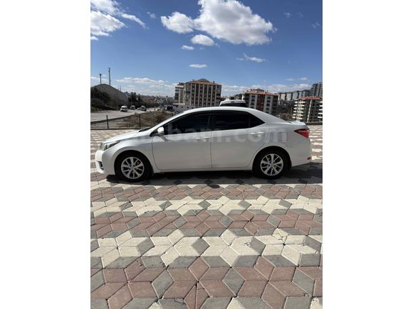 Sahibinden Toyota Corolla 1.4 D-4D Advance 2013 Model 