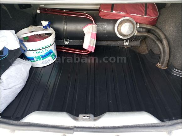Sahibinden Renault Clio 1.4 Expression 2010 Model