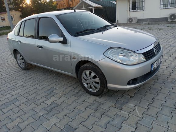 Sahibinden Renault Clio 1.4 Expression 2010 Model