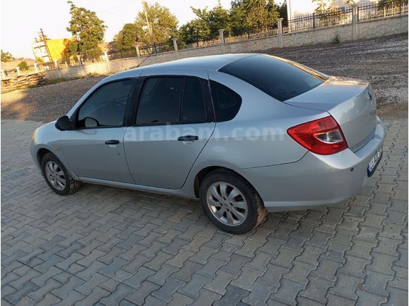 Sahibinden Renault Clio 1.4 Expression 2010 Model