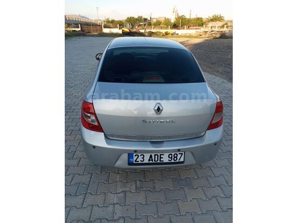 Sahibinden Renault Clio 1.4 Expression 2010 Model