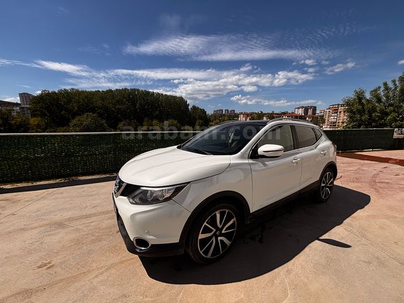 ACİL MEMURDAN 89 BİNDE QASQAİ SUV