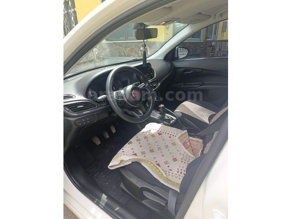Sahibinden Fiat Egea 1.3 Multijet Easy 2023 Model