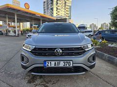 Sahibinden Volkswagen T-Roc 1.5 TSI Life 2025 Model 