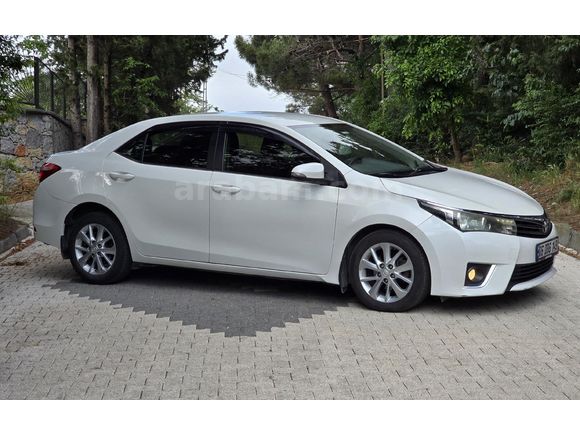 Galeriden Toyota Corolla 1.4 D-4D Advance 2015 Model İstanbul