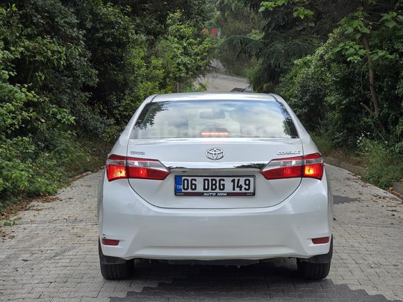 Galeriden Toyota Corolla 1.4 D-4D Advance 2015 Model İstanbul