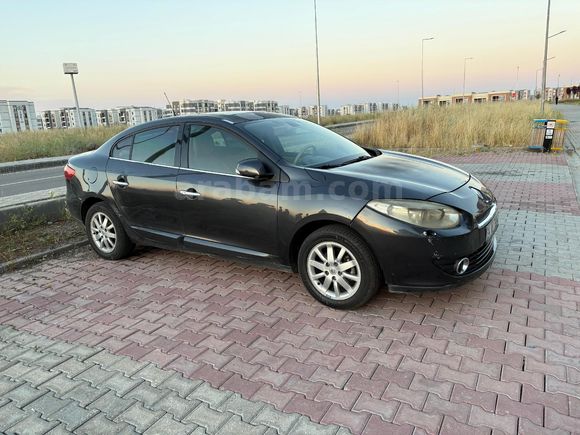 Sahibinden Renault Fluence 1.6 Privilege 2011 Model