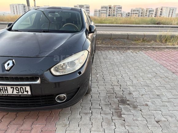 Sahibinden Renault Fluence 1.6 Privilege 2011 Model