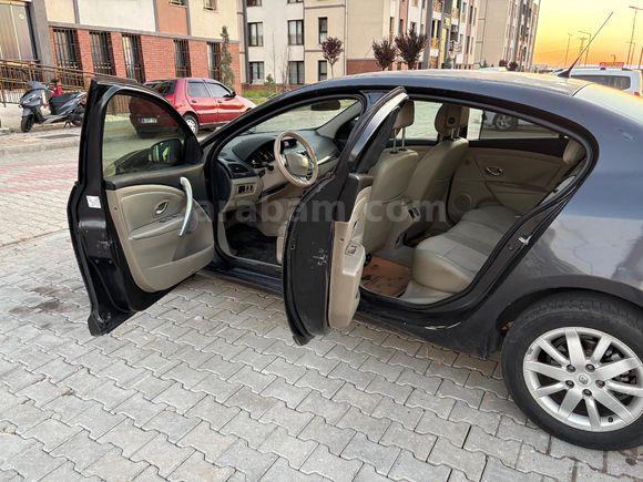 Sahibinden Renault Fluence 1.6 Privilege 2011 Model