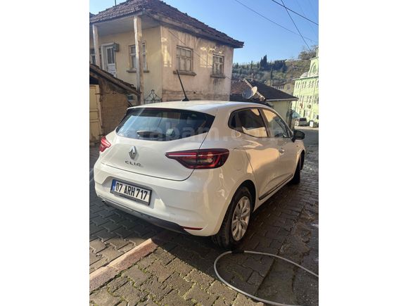 Sahibinden Renault Clio 1.0 TCe Joy 2021 Model 