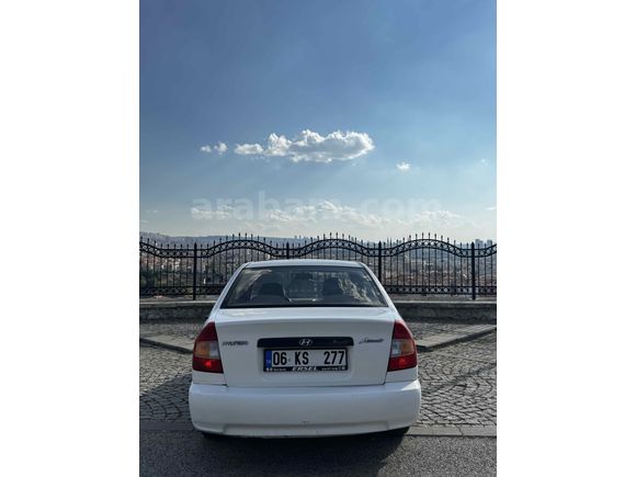 Sahibinden Hyundai Accent 1.3 LX 2000 Model 