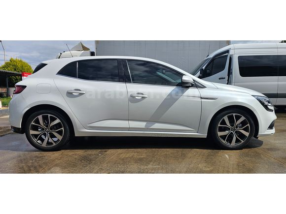 Sahibinden Renault Megane 1.5 dCi Icon 2016 Model 