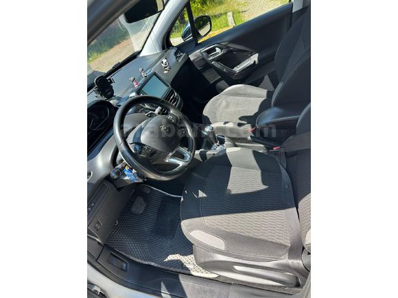 Sahibinden Peugeot 208 1.2 PureTech Access 2016 Model  101.000 km Diğer