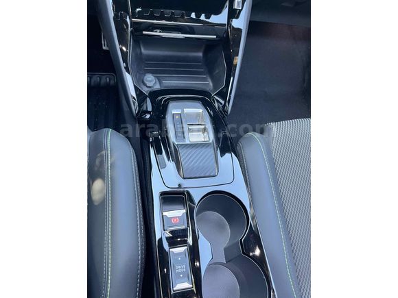 Sahibinden temiz garantili Peugeot 2008 GT 2025 model