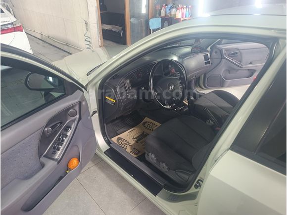 Sahibinden Hyundai Elantra 1.6 GLS 2005 Model