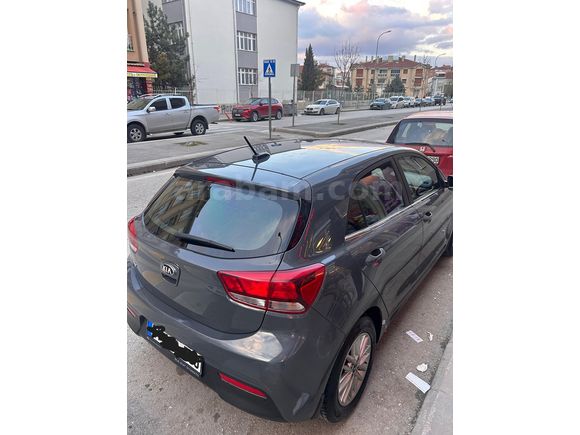 İLK Sahibinden Kia Rio 1.4 CVVT Elegance Konfor 2021 Model  