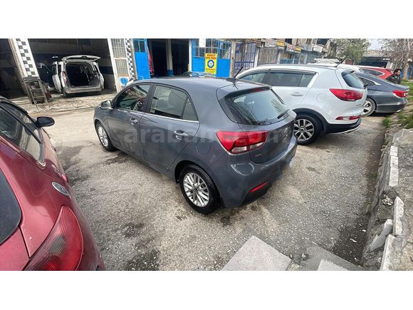 İLK Sahibinden Kia Rio 1.4 CVVT Elegance Konfor 2021 Model  