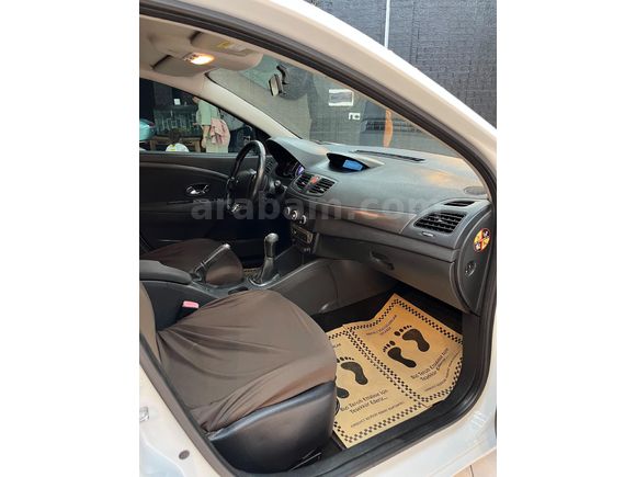 Sahibinden Renault Fluence 1.5 dCi Touch Plus 2015 Model