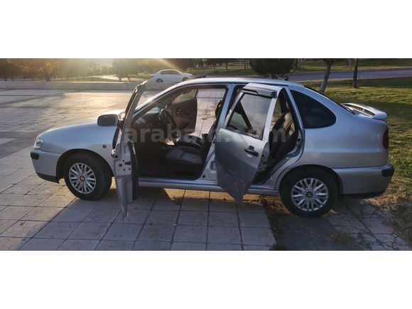 Sahibinden Seat Cordoba 1.4 Stella 2002 Model