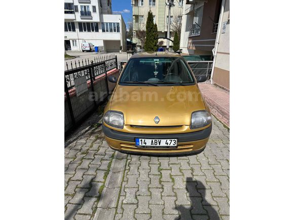Sahibinden Renault Clio 1.4 RTA 2000 Model 