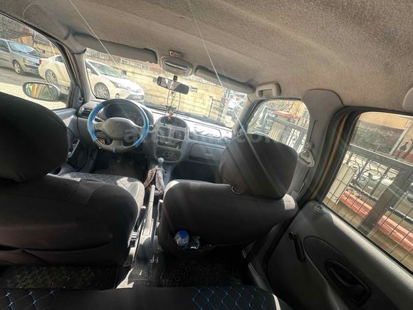 Sahibinden Renault Clio 1.4 RTA 2000 Model 