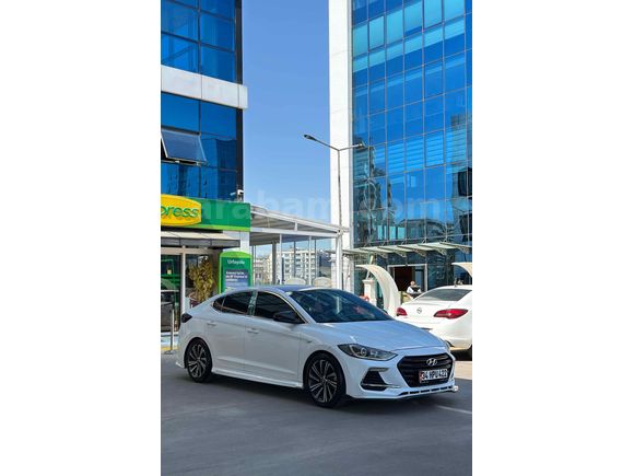 Sahibinden Hyundai Elantra 1.6 CRDi Style Plus 2017 Model  170000 km Beyaz