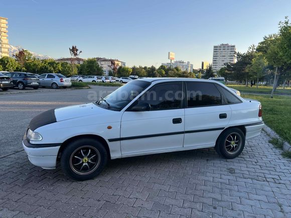 Sahibinden Opel Astra 1.4 GL 2001 Model 