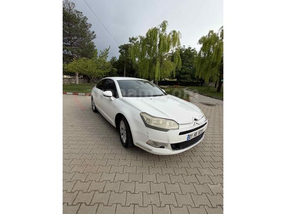 Sahibinden Citroen C5 1.6 e-HDi Confort 2012 Model  302000 km Beyaz