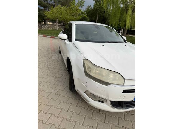 Sahibinden Citroen C5 1.6 e-HDi Confort 2012 Model  302000 km Beyaz