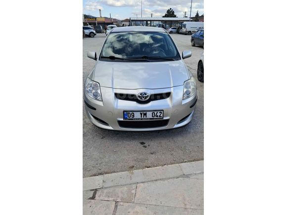  Sahibinden Toyota Auris 1.4 D-4D Comfort 2009 Model 