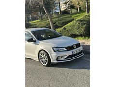 SAHİBİNDEN YAPILI  FUL BAKIMLI  SIFIR VİZELİ KAPUT TAVAN BAGAJ HATASIZ JETTA ACİL
