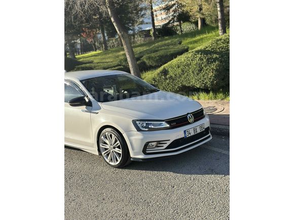 SAHİBİNDEN YAPILI  FUL BAKIMLI  SIFIR VİZELİ KAPUT TAVAN BAGAJ HATASIZ JETTA ACİL