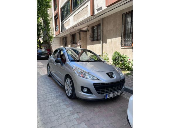 Sahibinden Peugeot 207 1.4 VTi Active 2011 Model