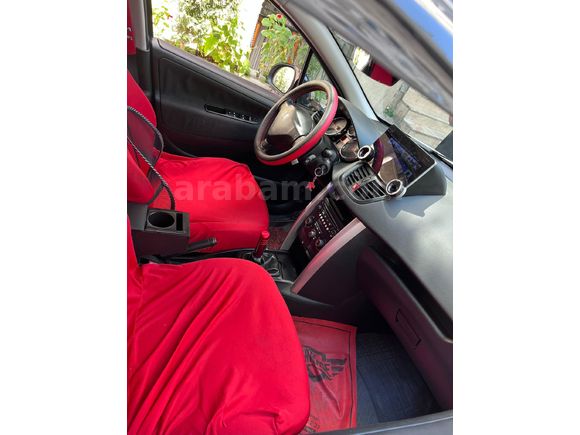 Sahibinden Peugeot 207 1.4 VTi Active 2011 Model