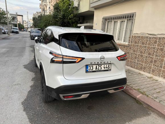 Sahibinden Nissan Qashqai 1.3 DIG-T Sky Pack 2024 Model 