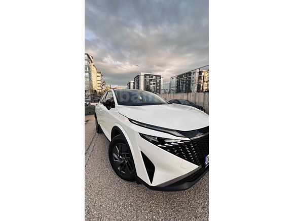 Sahibinden Nissan Qashqai 1.3 DIG-T Design Pack 2025 Model 
