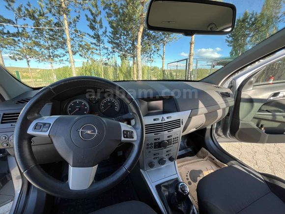 Sahibinden Opel Astra 1.3 CDTI Essentia 2011 Model 