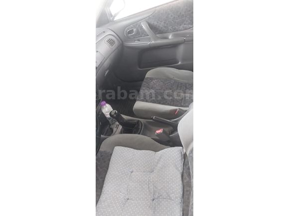 Sahibinden Mazda 323 1.5 1999 Model