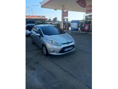 Sahibinden Ford Fiesta 1.4 TDCi Titanium 2009 Model  333.000 km Gri